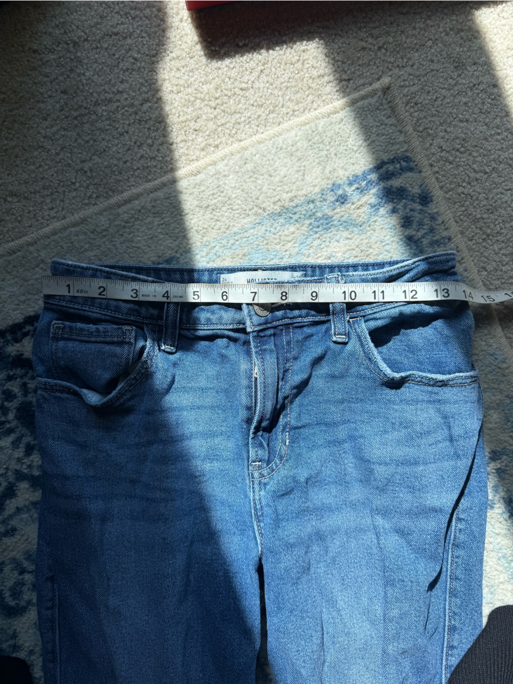 Hollister High Rise Straight Leg Jeans 26R - Picture 9 of 11